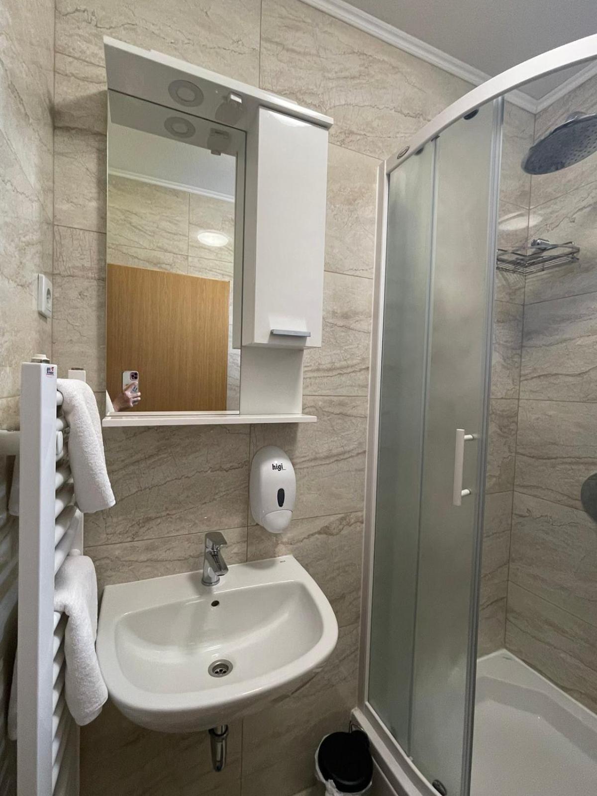 Bed & Breakfast Sjaj Sarajevo Luaran gambar